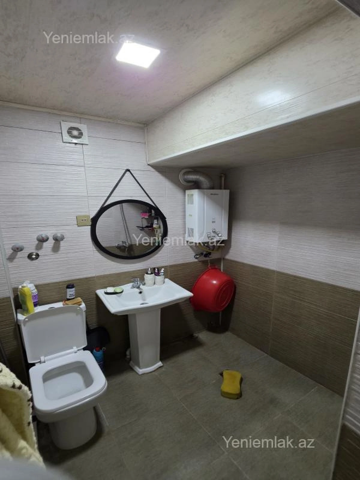 Satılır 2 otaqlı köhnə tikili 45 m²