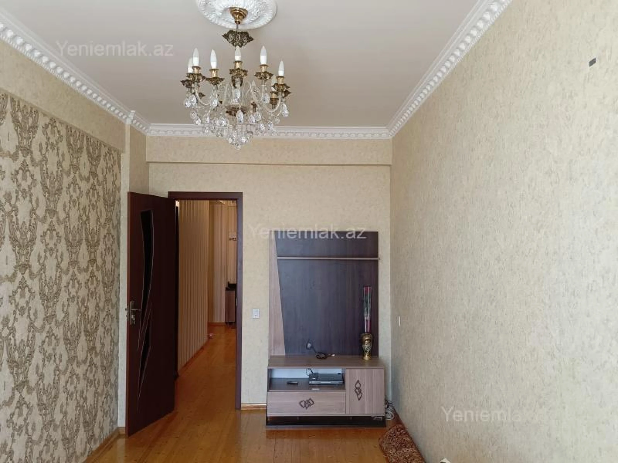 Satılır 3 otaqlı yeni tikili 82 m²