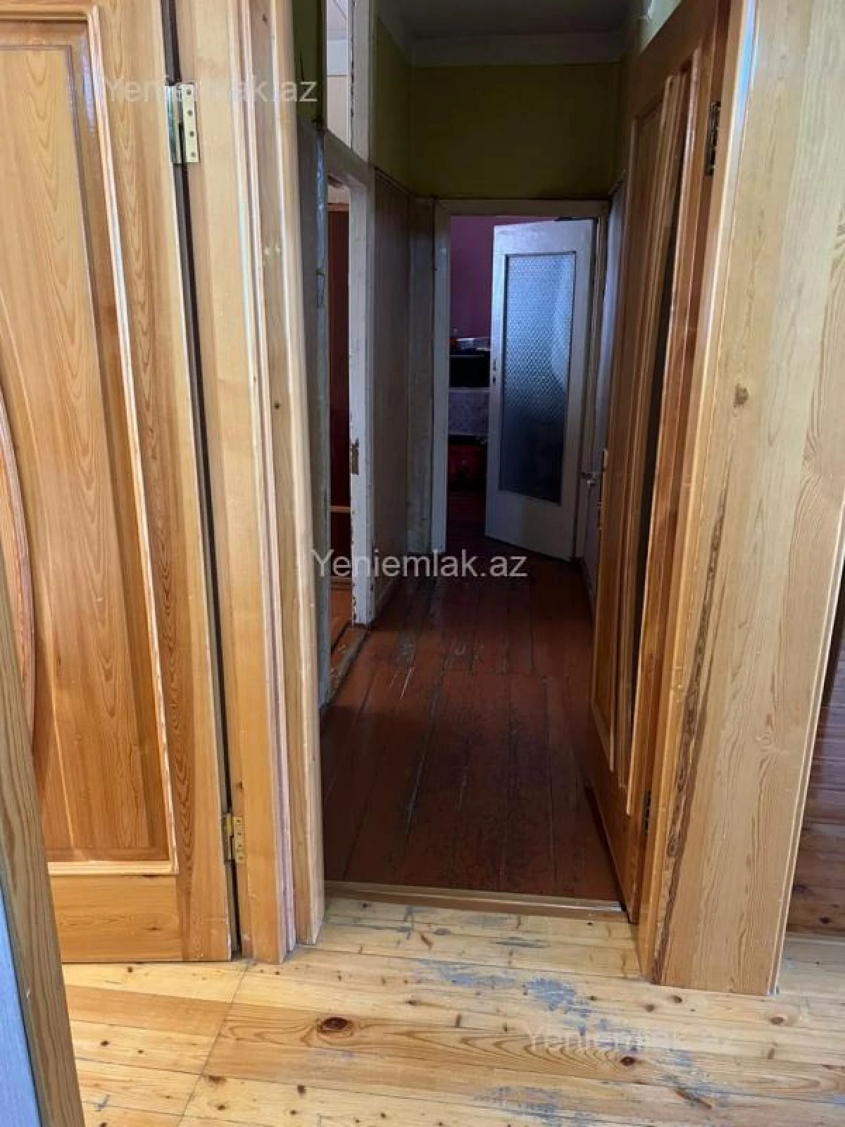 Satılır 5 otaqlı köhnə tikili 110 m²