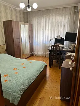 Satılır 5 otaqlı köhnə tikili 110 m²