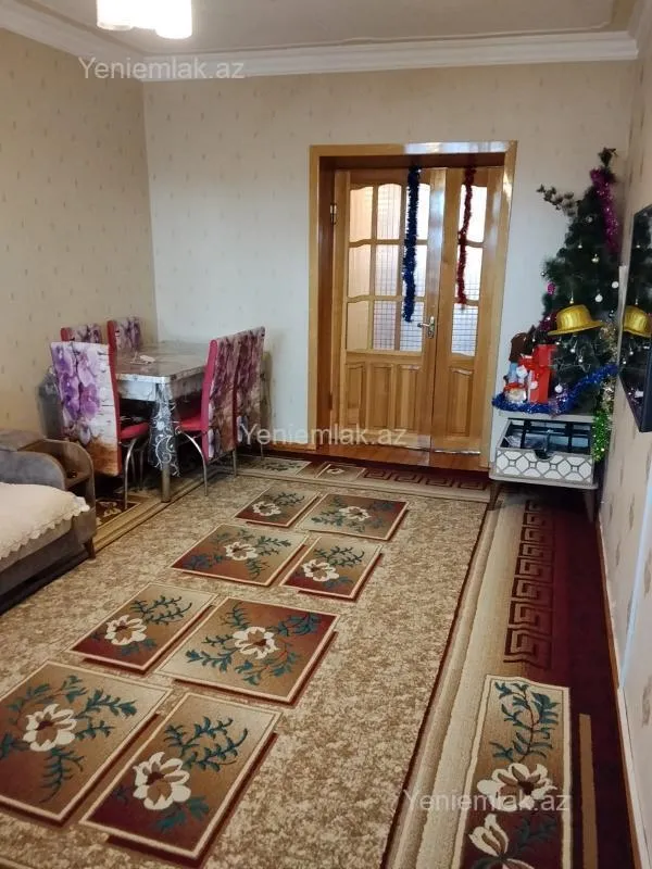 Satılır 3 otaqlı köhnə tikili 80 m²