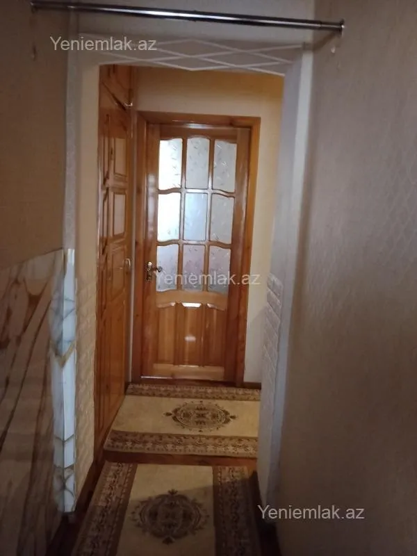Satılır 3 otaqlı köhnə tikili 80 m²
