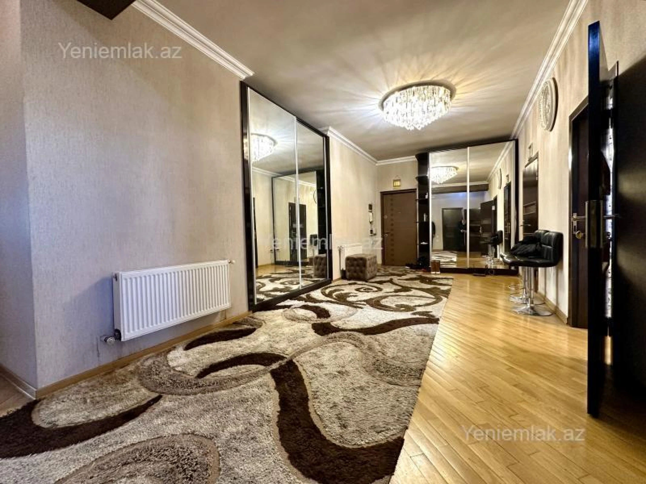 Satılır 3 otaqlı yeni tikili 135 m²