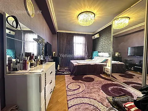 Satılır 3 otaqlı yeni tikili 135 m²