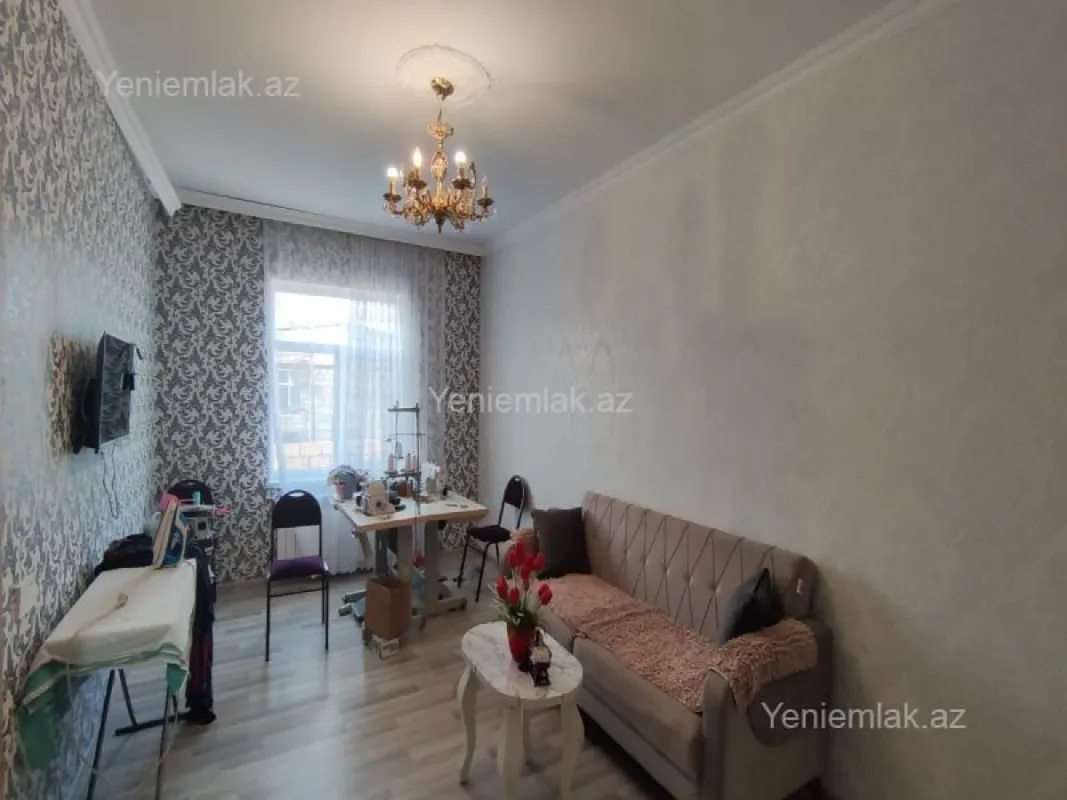 Satılır 3 otaqlı həyət evi 80 m²