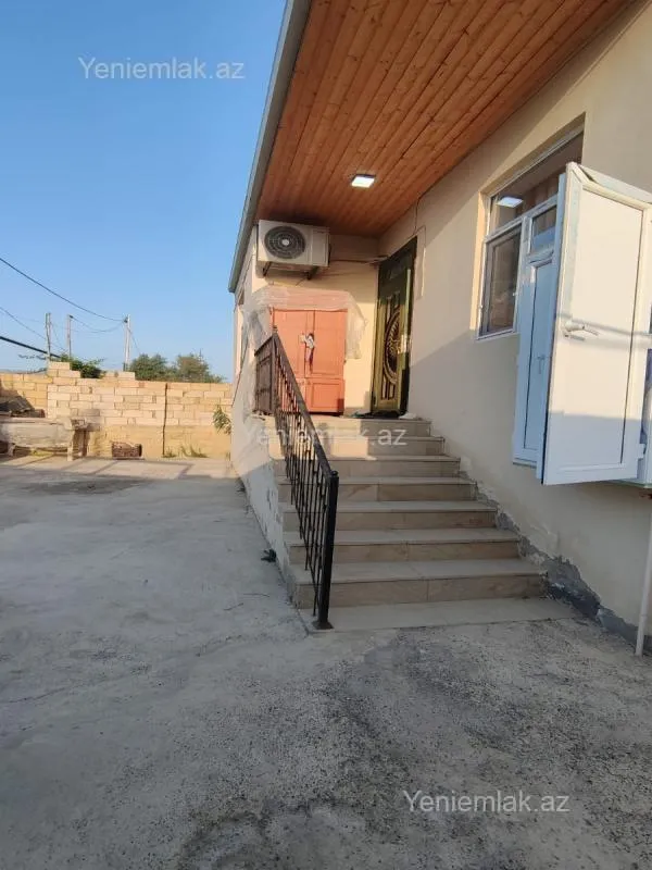 Satılır 3 otaqlı həyət evi 80 m²