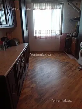 Satılır 2 otaqlı köhnə tikili 54 m²