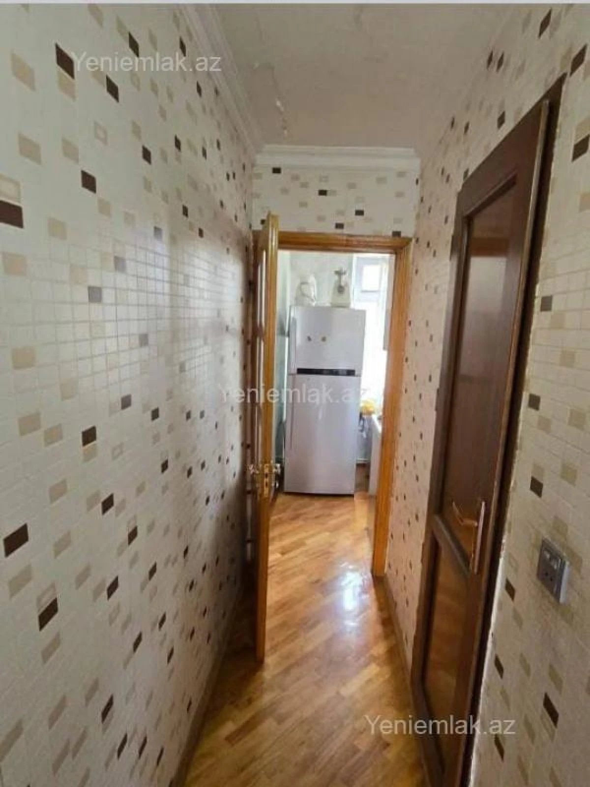 Satılır 3 otaqlı köhnə tikili 68 m²