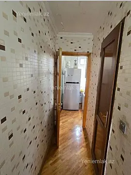 Satılır 3 otaqlı köhnə tikili 68 m²