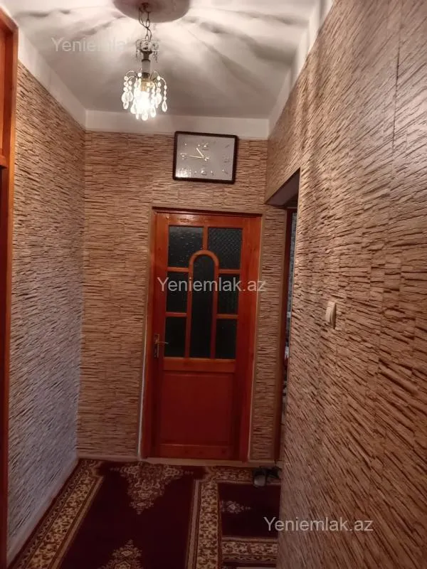 Satılır 3 otaqlı köhnə tikili 90 m²
