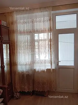 Satılır 3 otaqlı köhnə tikili 90 m²