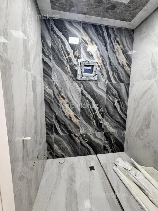 Satılır 5 otaqlı həyət evi 140 m²