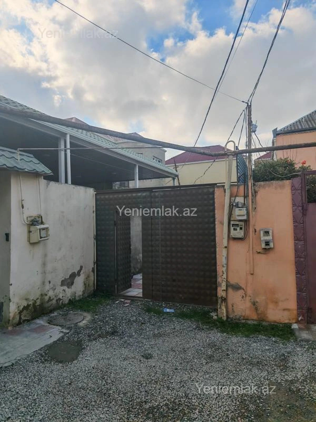 Satılır 6 otaqlı həyət evi 157 m²