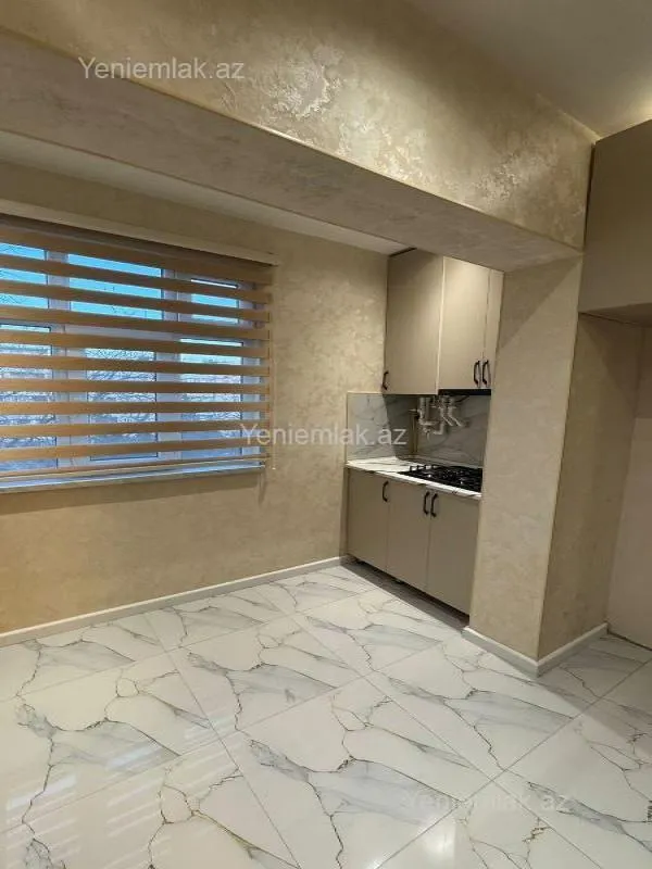 Satılır 2 otaqlı köhnə tikili 45 m²