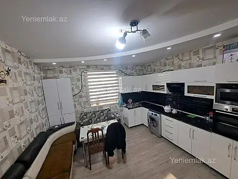 Satılır 5 otaqlı həyət evi 280 m²