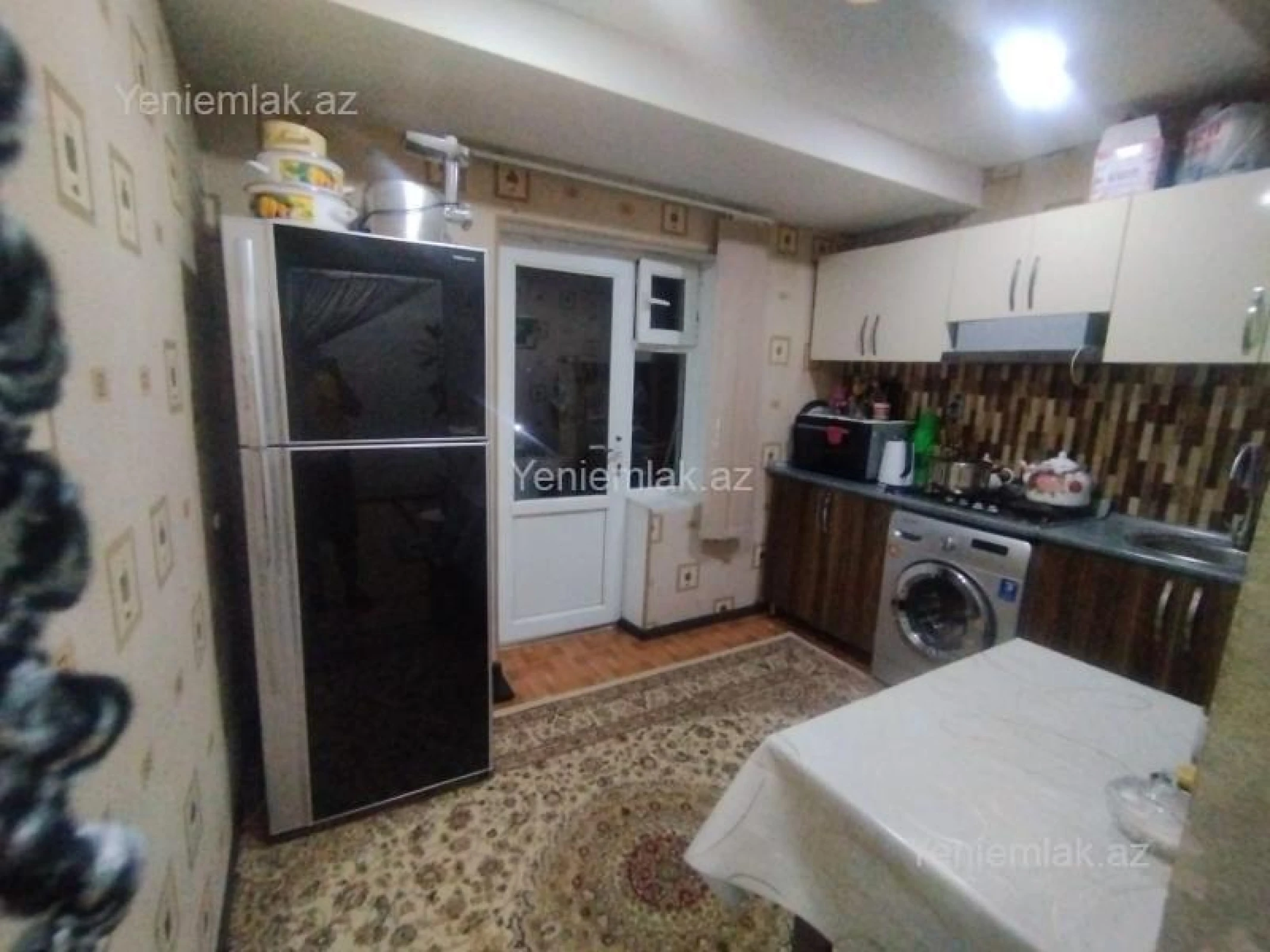 Satılır 2 otaqlı köhnə tikili 60 m²