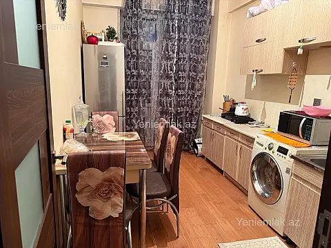 Satılır 2 otaqlı yeni tikili 60 m²