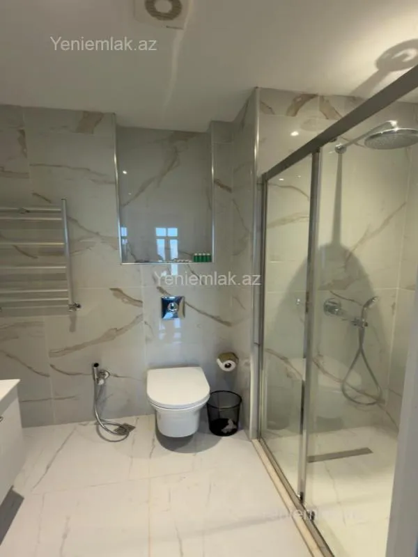 Satılır 3 otaqlı yeni tikili 56 m²