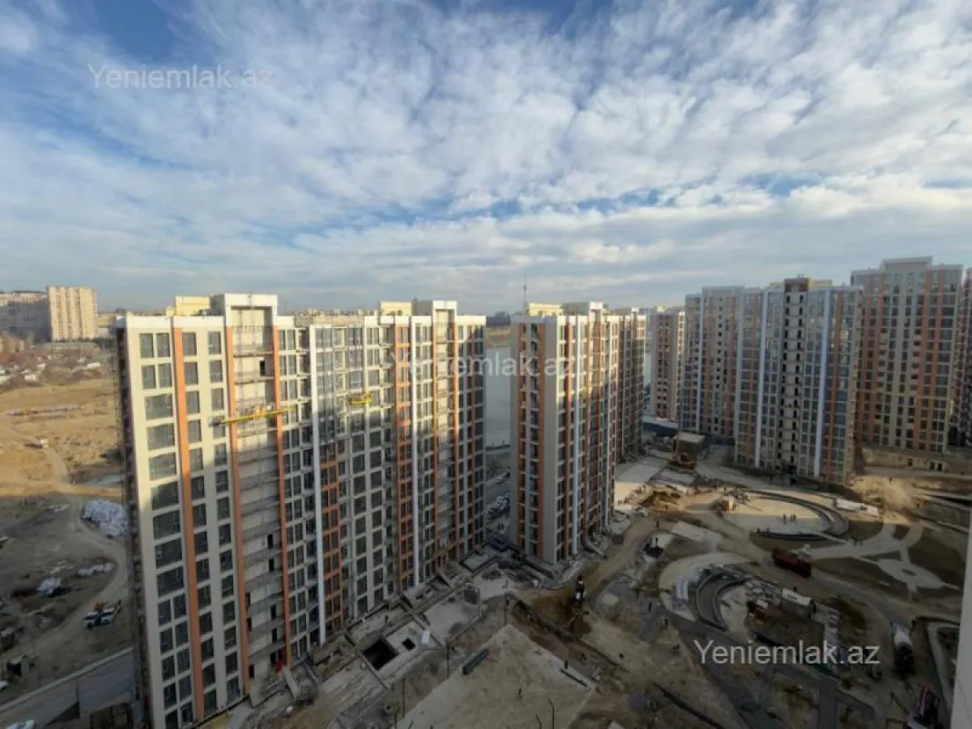Satılır 3 otaqlı yeni tikili 56 m²