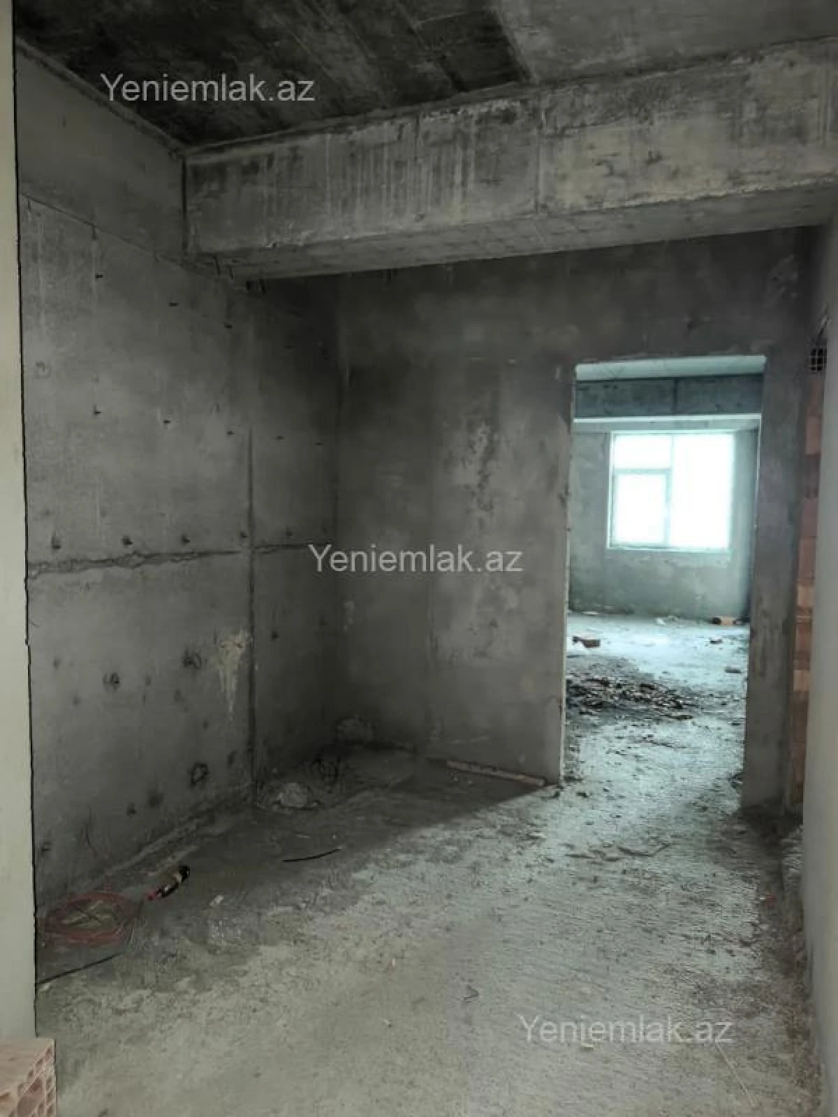 Satılır 2 otaqlı yeni tikili 92 m²