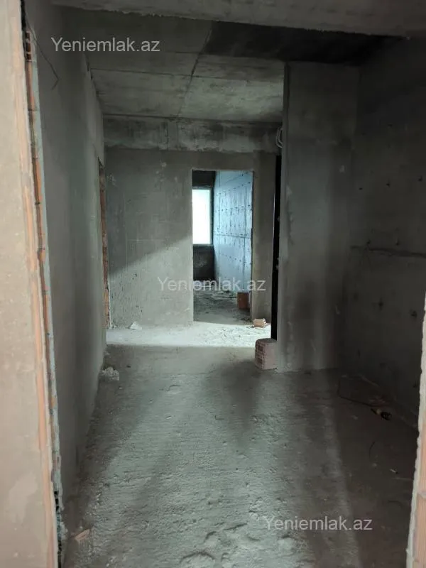 Satılır 2 otaqlı yeni tikili 92 m²