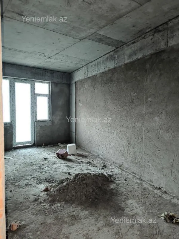 Satılır 2 otaqlı yeni tikili 92 m²