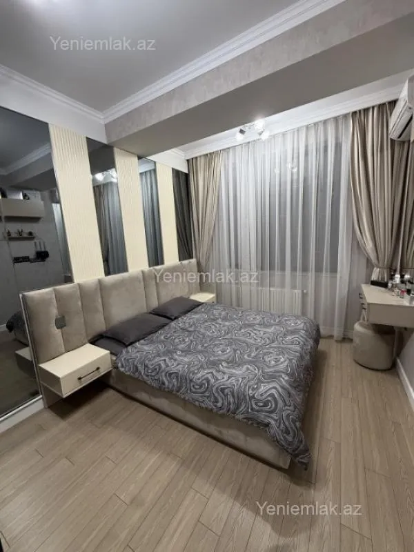 Satılır 2 otaqlı yeni tikili 60 m²