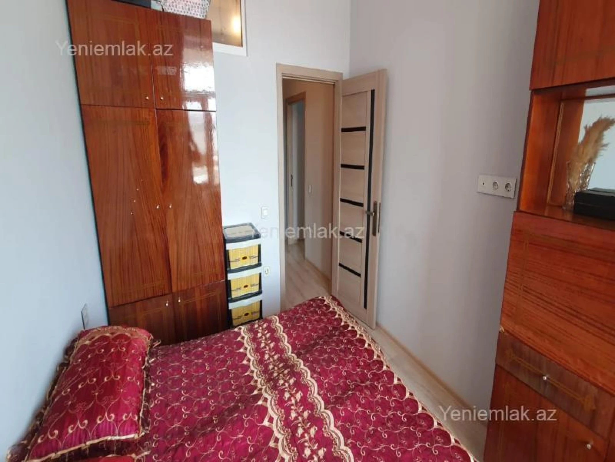 Satılır 3 otaqlı yeni tikili 72 m²