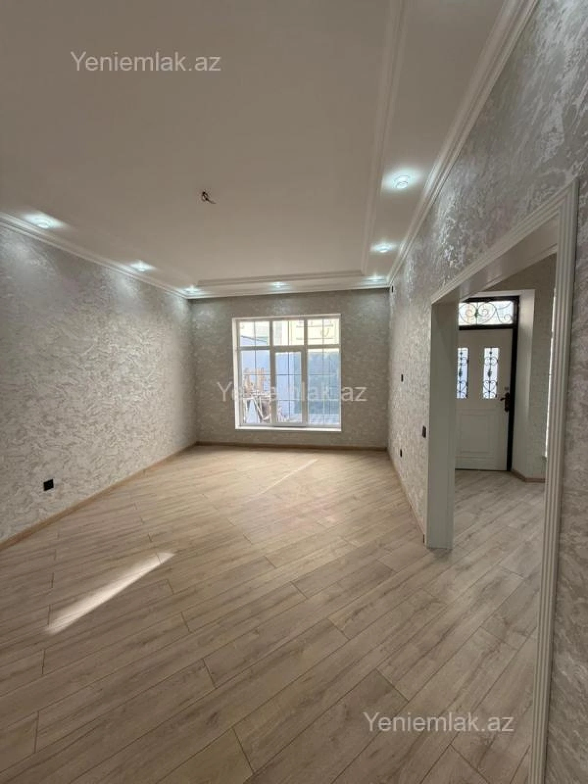 Satılır 4 otaqlı həyət evi 130 m²