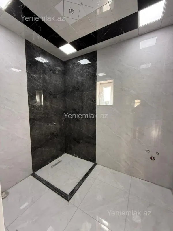 Satılır 4 otaqlı həyət evi 130 m²