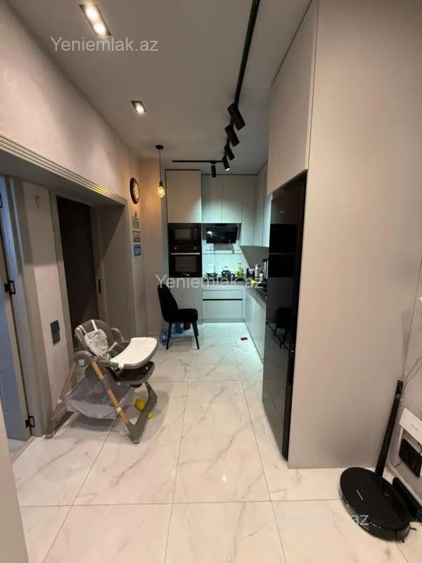 Satılır 2 otaqlı yeni tikili 63 m²