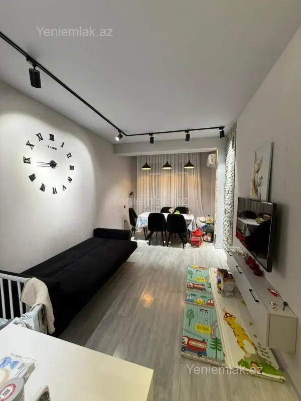 Satılır 2 otaqlı yeni tikili 63 m²