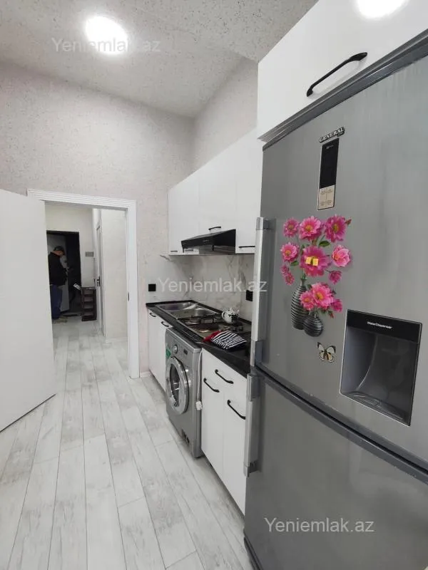 Satılır 3 otaqlı yeni tikili 64 m²