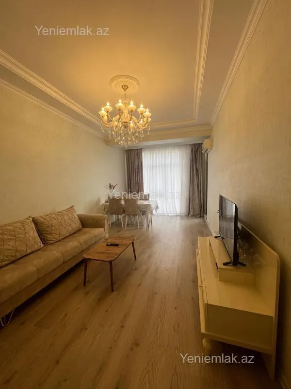 Satılır 2 otaqlı yeni tikili 72 m²