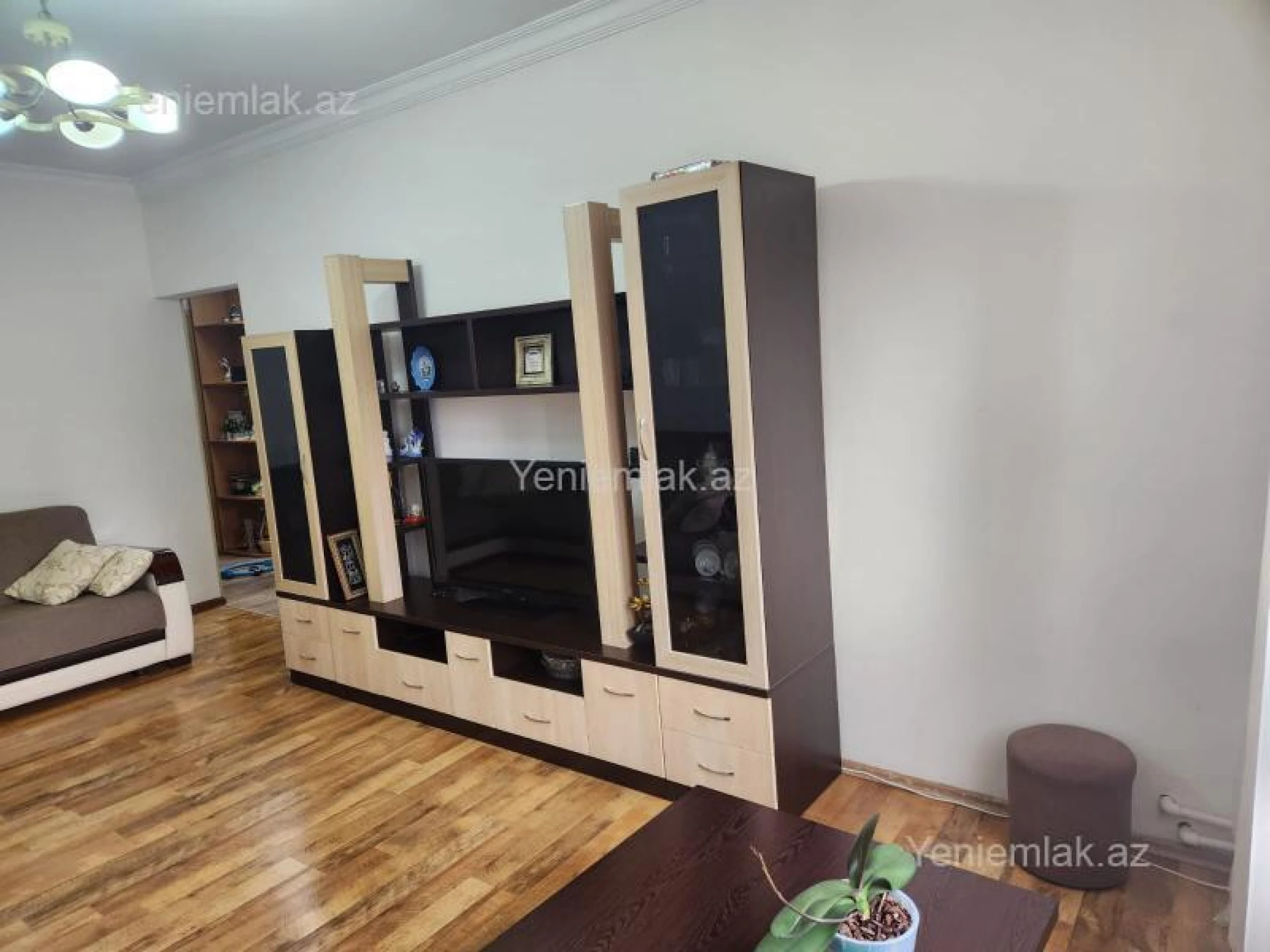 Satılır 3 otaqlı köhnə tikili 85 m²