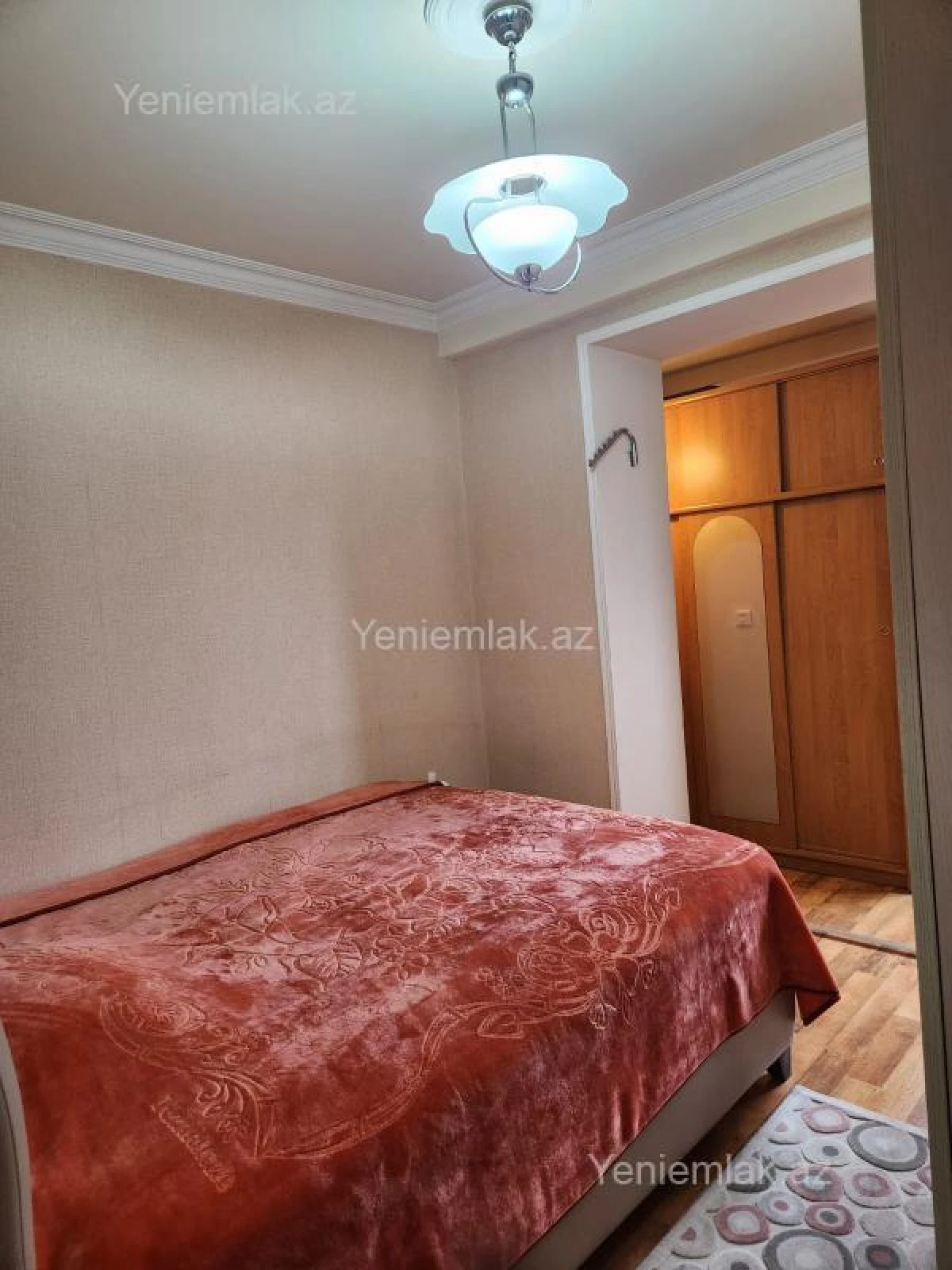 Satılır 3 otaqlı köhnə tikili 85 m²