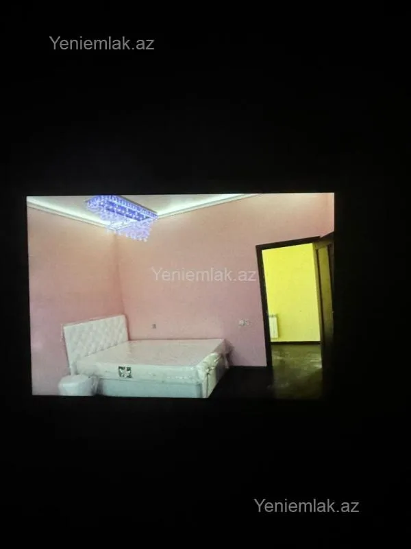 Satılır 6 otaqlı həyət evi 220 m²