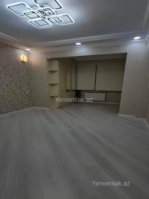 Satılır 3 otaqlı köhnə tikili 85 m²