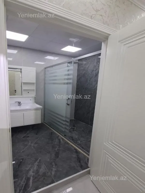 Satılır 3 otaqlı köhnə tikili 85 m²