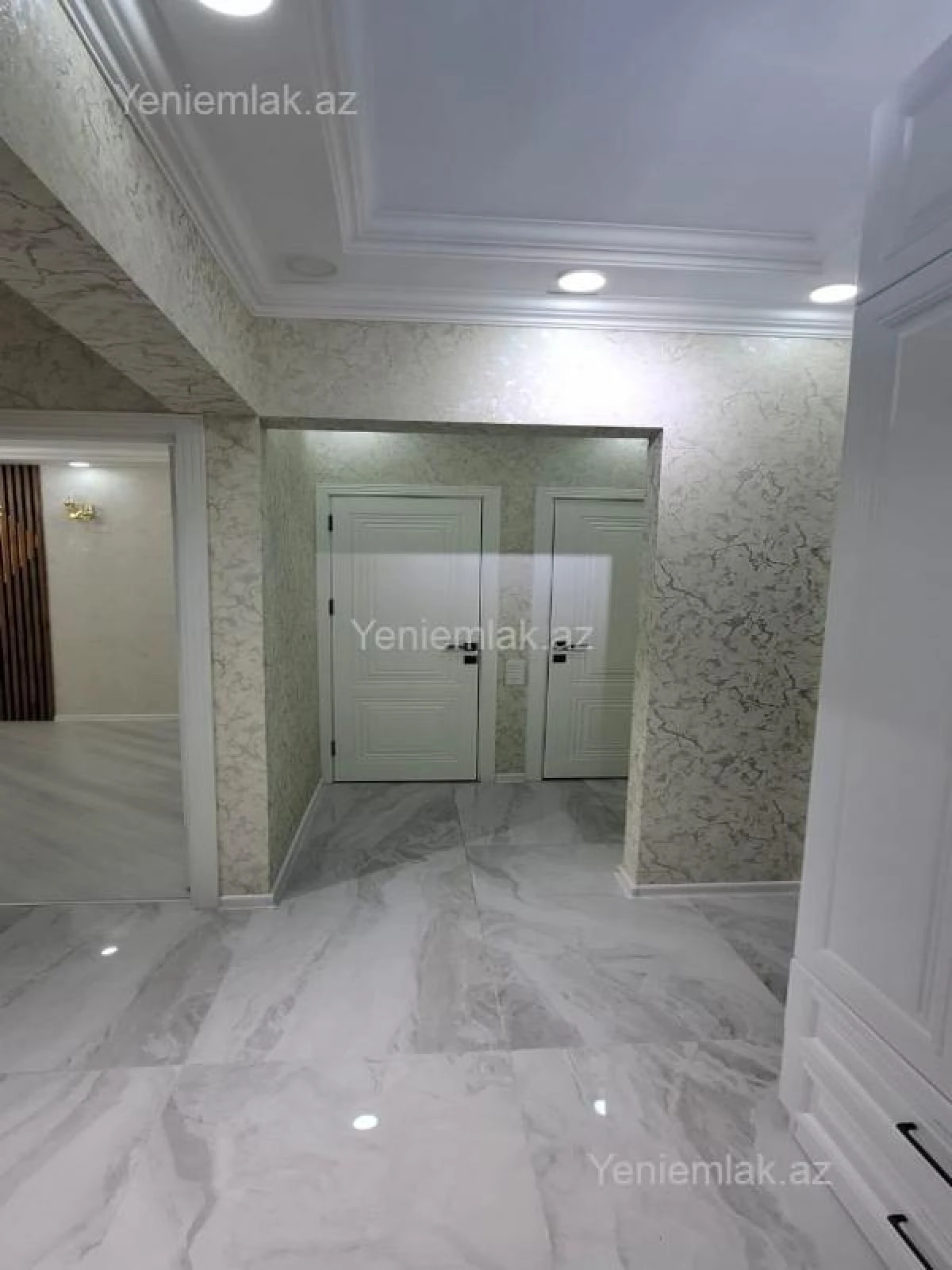 Satılır 3 otaqlı köhnə tikili 85 m²