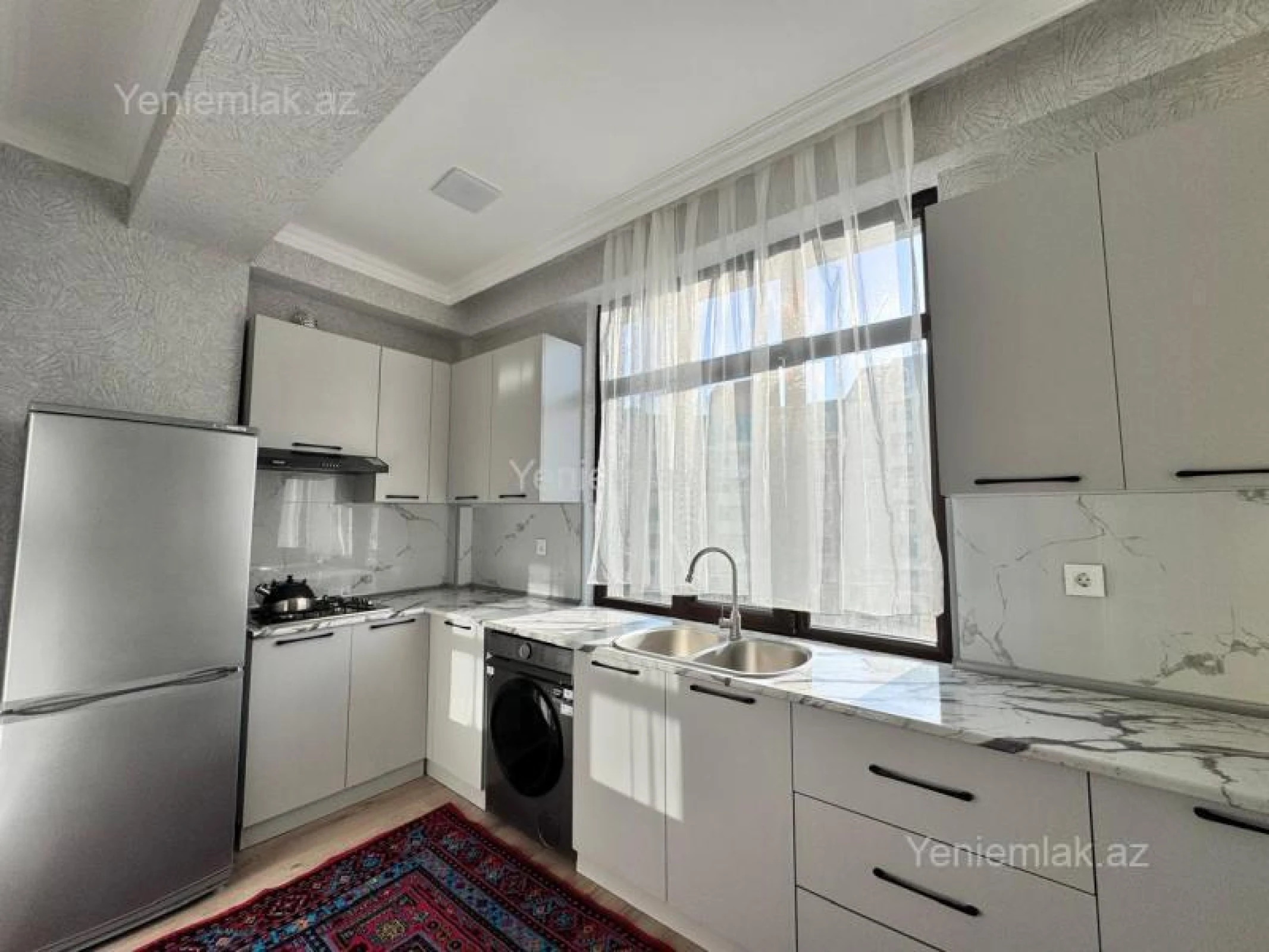 Satılır 2 otaqlı yeni tikili 82 m²