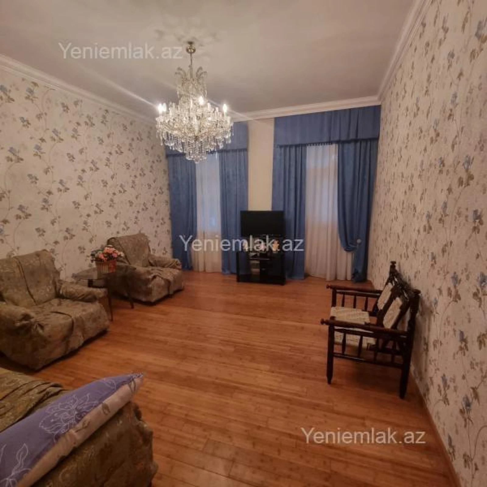 Satılır 5 otaqlı köhnə tikili 95 m²