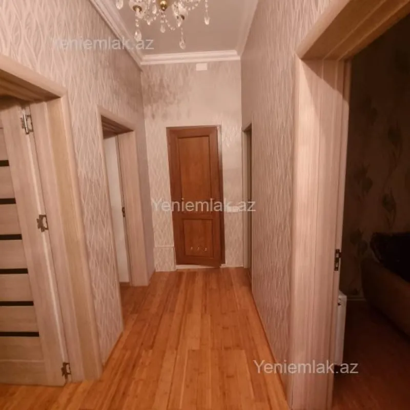 Satılır 5 otaqlı köhnə tikili 95 m²