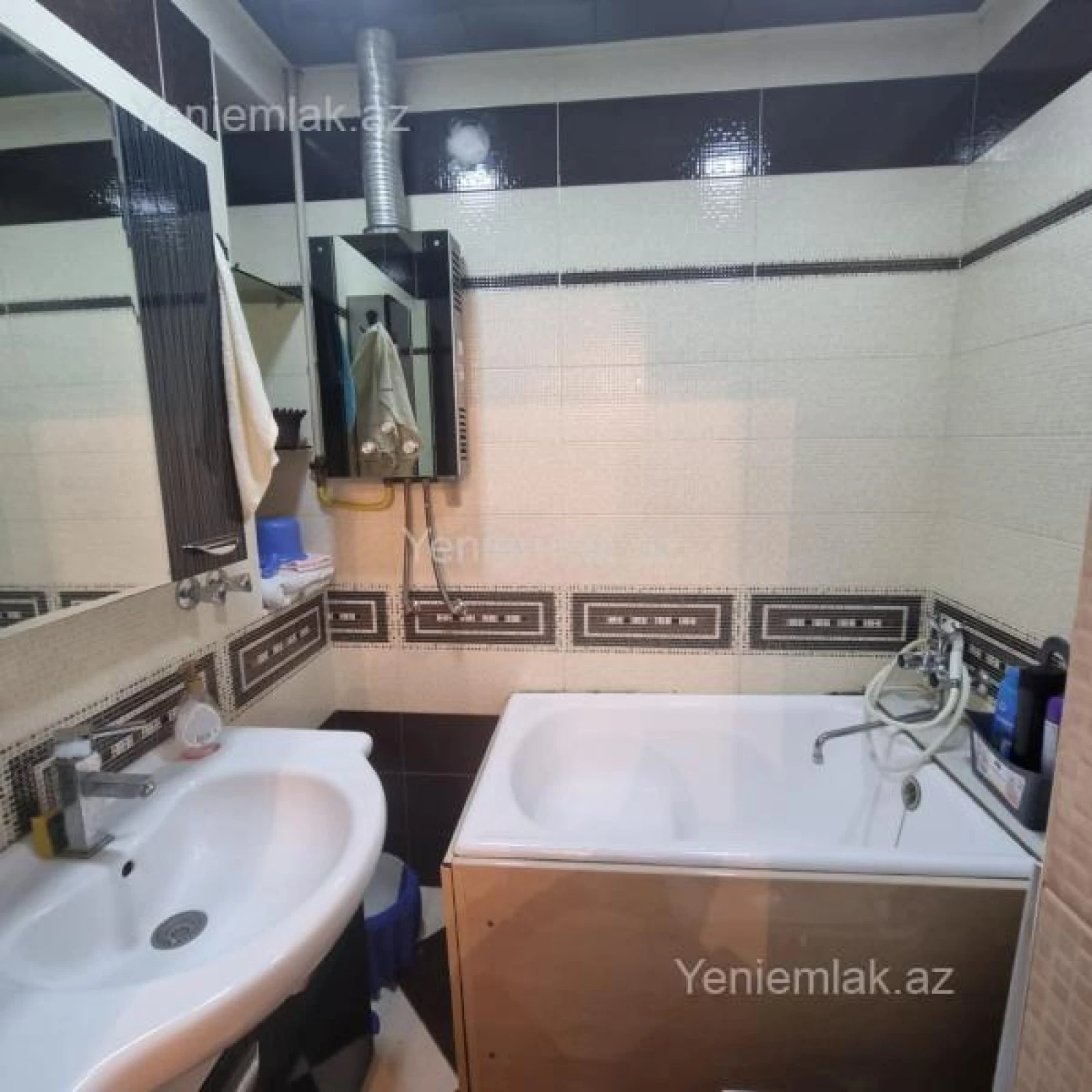 Satılır 5 otaqlı köhnə tikili 95 m²