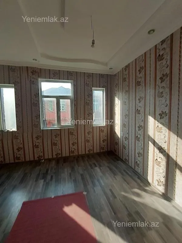 Satılır 3 otaqlı həyət evi 110 m²