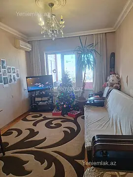 Satılır 2 otaqlı köhnə tikili 60 m²