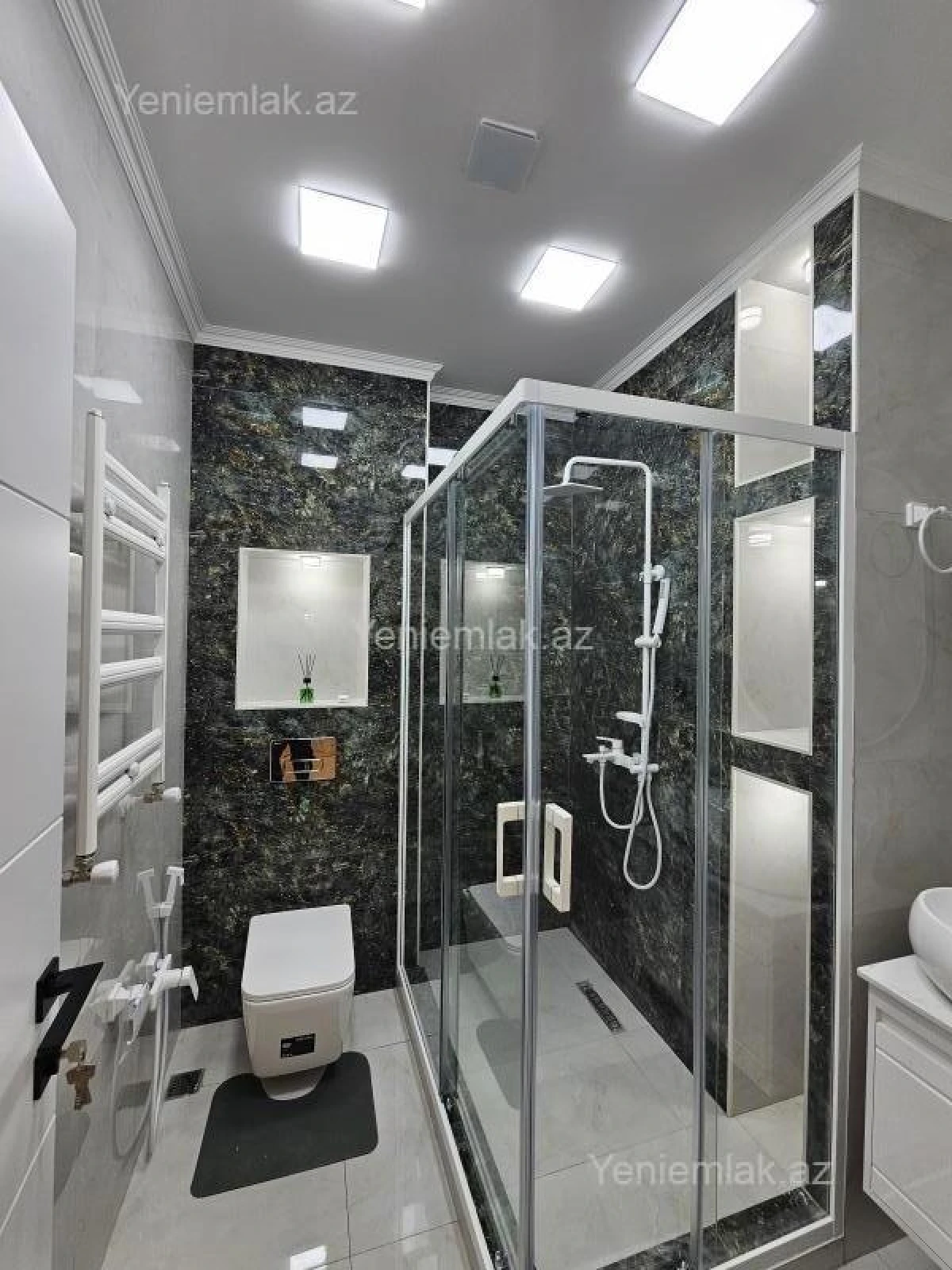 Satılır 2 otaqlı yeni tikili 78 m²