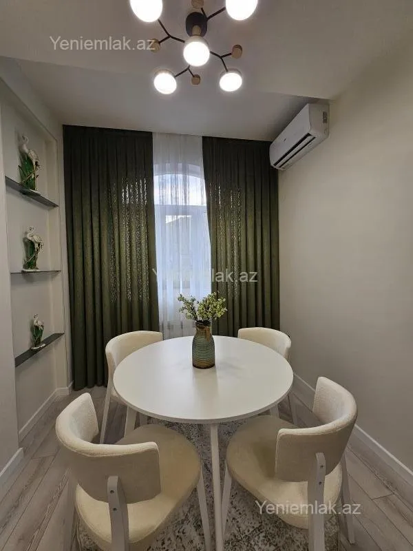 Satılır 2 otaqlı yeni tikili 78 m²