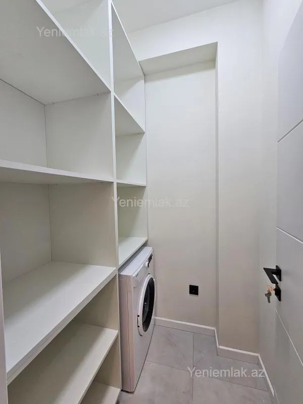 Satılır 2 otaqlı yeni tikili 78 m²