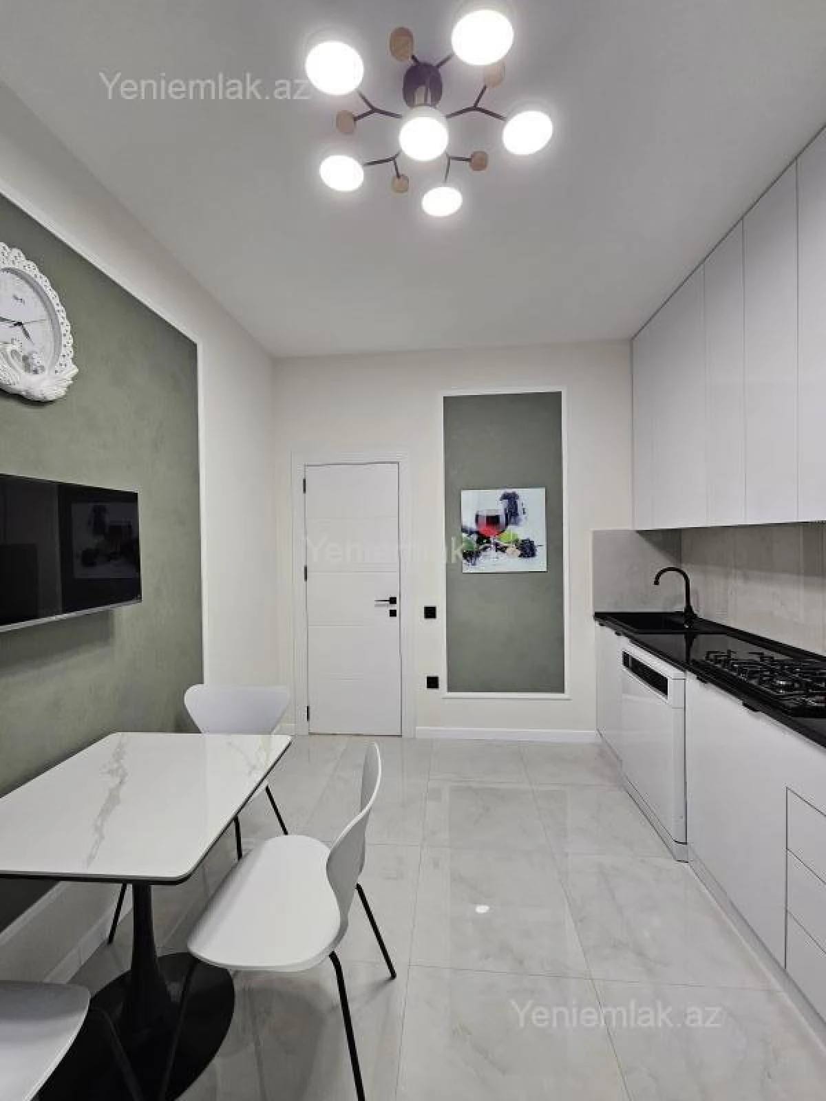 Satılır 2 otaqlı yeni tikili 78 m²